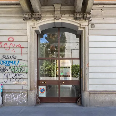 Porta Romana Comfy Lägenhet *